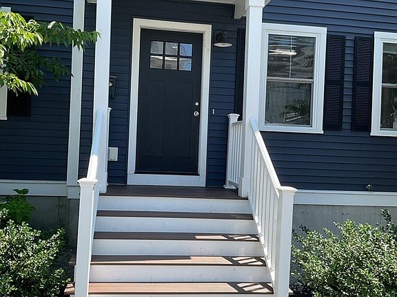 2nd image of 36 Osgood St Unit 2