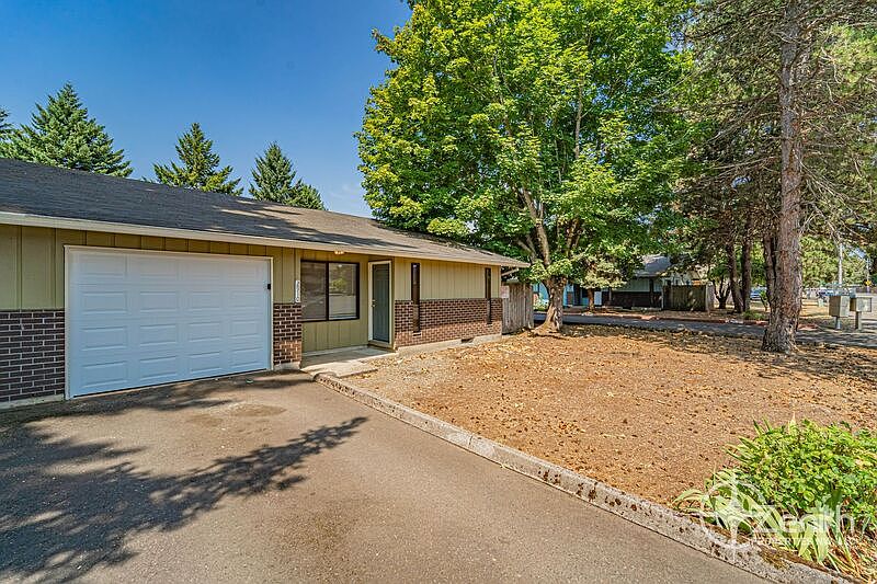 1st image of 2910 NE 86th Ave