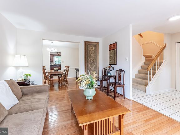 5th image of 3089 White Birch Ct