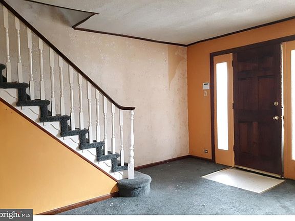 3rd image of 849 Anchor St