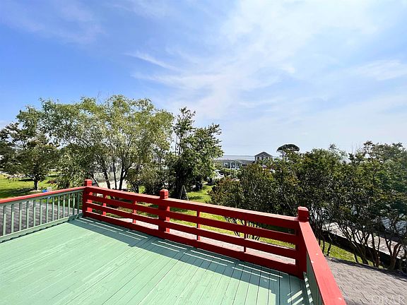 4th image of 137 Edgewater Dr Lot 13