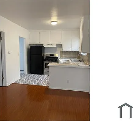 3041 W 11th St — Photo 2