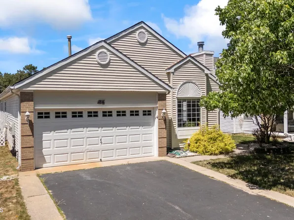 34 Winterton Drive, Toms River, NJ 08757