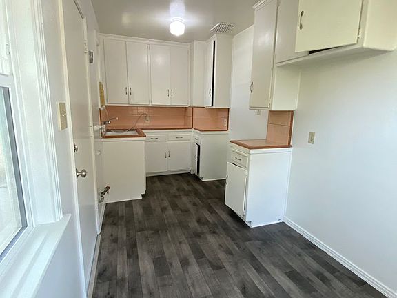 2nd image of 2315 Terrace Way APT E
