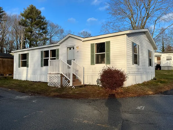 21-21C Alpine St, Rockland, MA 02370