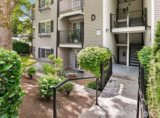 215 9th Street #D101, Kirkland, WA
