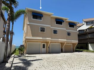 12512 1st St W APT 1, Treasure Island, FL 33706