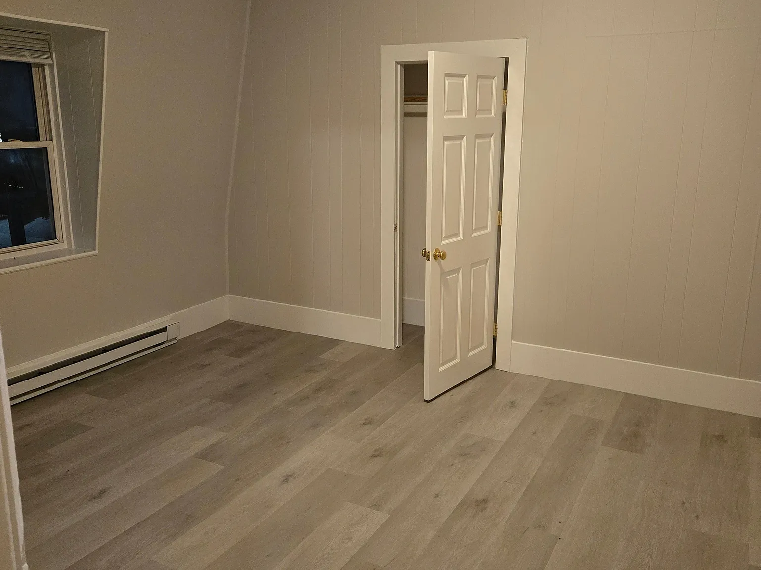2 bed, 1.0 bath, 1200 sqft, $1,900 — Photo 3