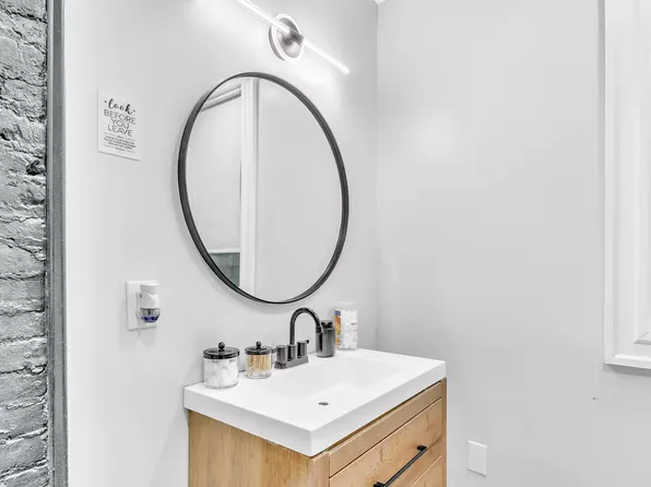 115 Arlington Avenue image 7 of 19