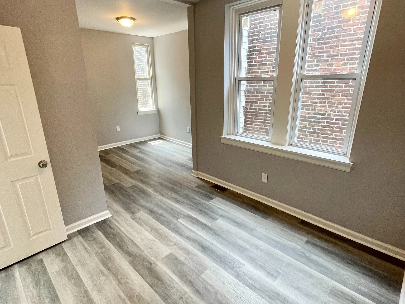 Move-In Ready 4BR Home with Bright Interiors & Ample Storage — Photo 3