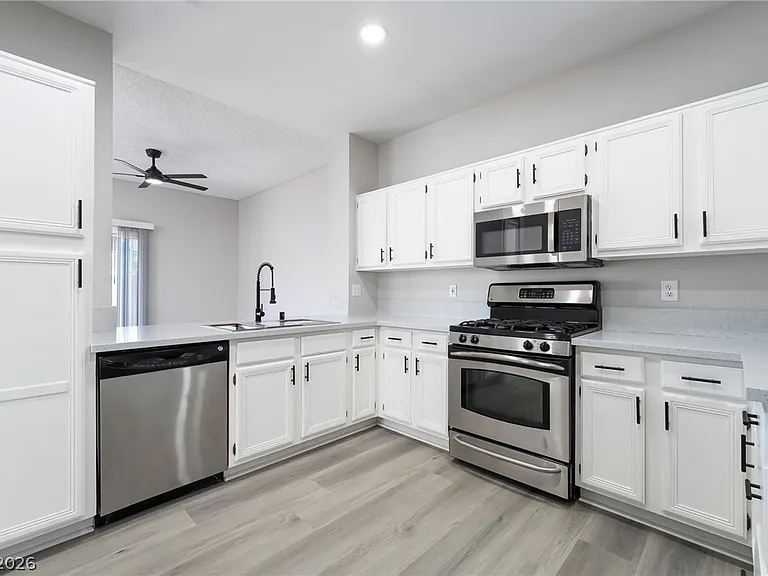 1656 Cloister Ave #0 — Photo 17