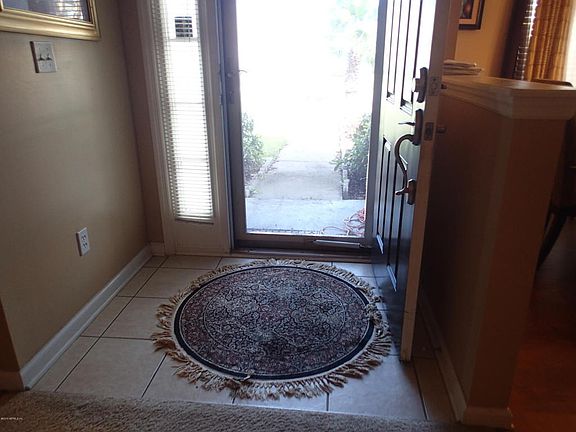 4th image of 2412 Eisner Dr