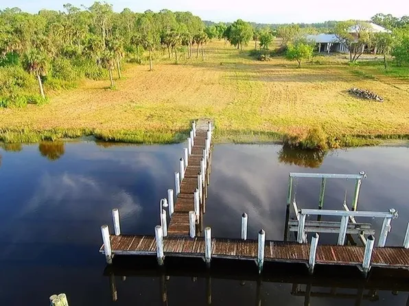 13746 Duke Hwy, Alva, FL 33920