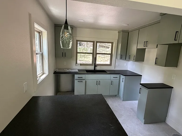 50 N Garvin Dr — Photo 4