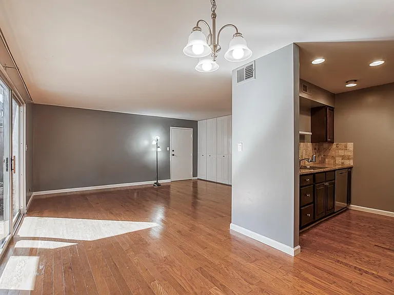 5109 W 75th St — Photo 15