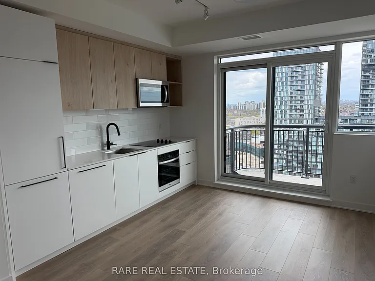 1185 Dupont St #1411 — Photo 19