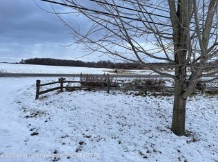 48625 E Clark Rd, Bath, MI 48808