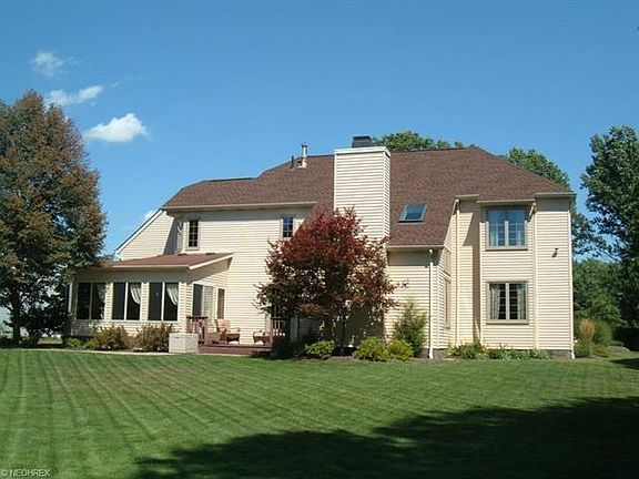 2nd image of 2406 Indianpath Dr