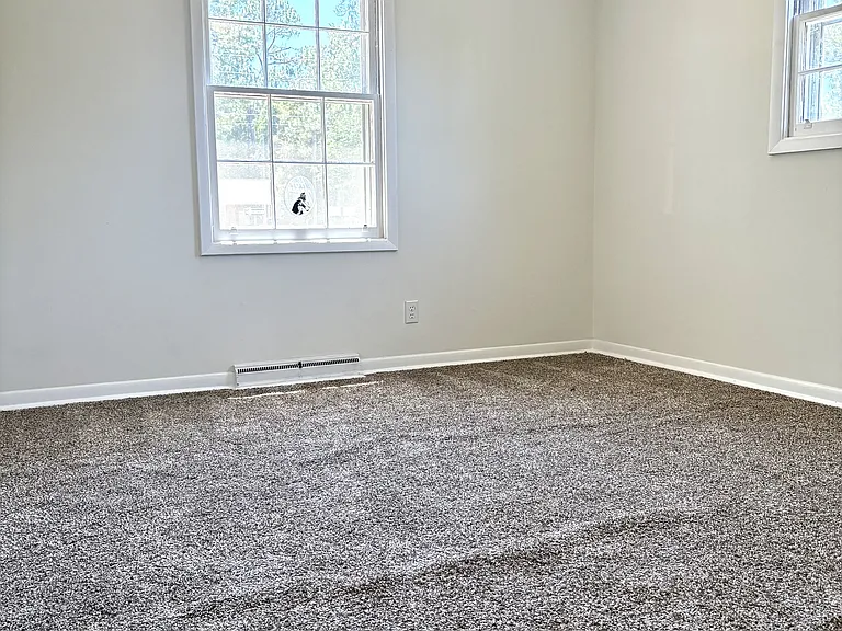 216 Lakeland Dr — Photo 9