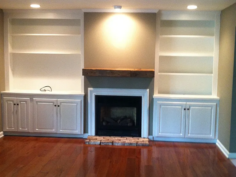 21324 Delaware Ave — Photo 3