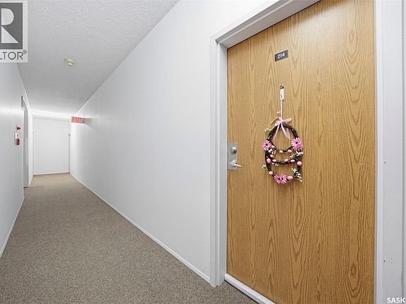 3rd image of 214 Wedge Rd #111