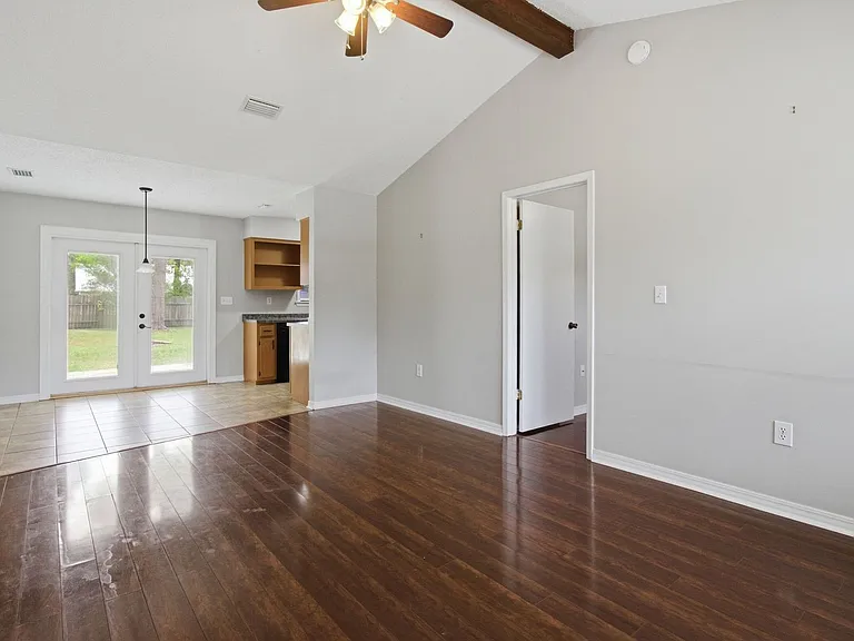 359 John King Rd — Photo 3