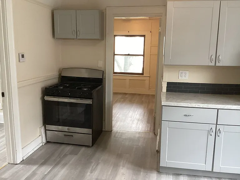 2825 N Humboldt Blvd — Photo 6