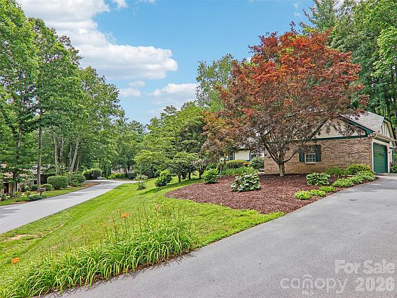 2nd image of 3106 Essex Path