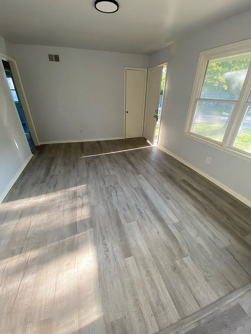 3 Bed 1 Bath Home in Northgate Neighborhood — Photo 2