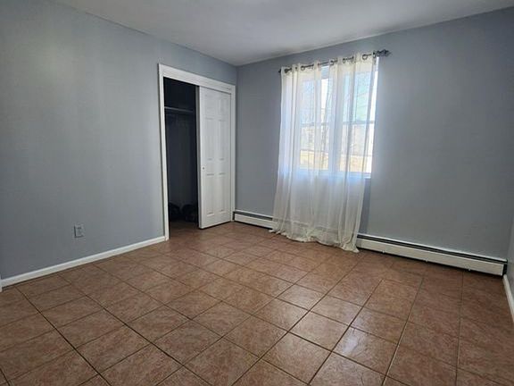 4th image of 16851 93rd Ave Floor 2
