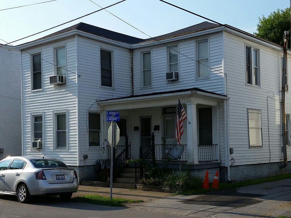 1st image of 617 E 2nd St APT 1
