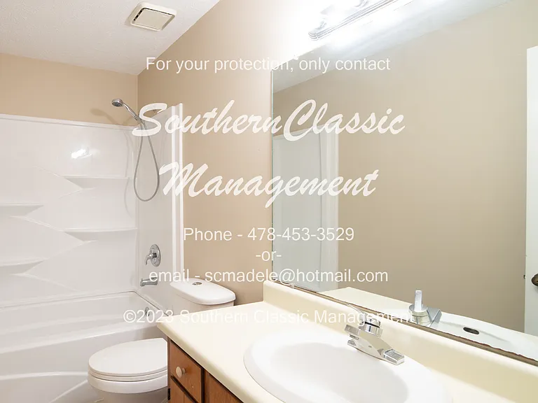 10 bathroom1-01_06172023