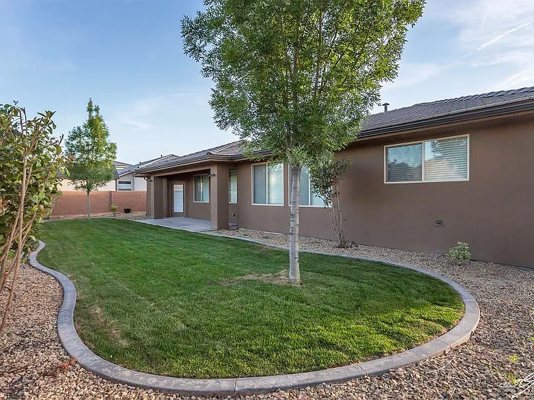 422 N 3450 W — Photo 17