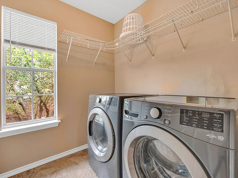 10304 Concord Dr — Photo 27
