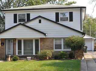 11721 S Meadow Lane Dr, Merrionette Park, IL