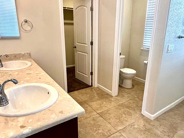 3913 Purple Finch Ln — Photo 20