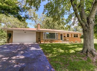 22 Green Oak Dr, Decatur, IL 62526