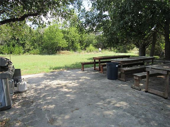5th image of 647 County Road 3800