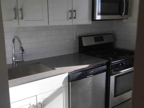 18 62nd St, West New York, NJ 07093