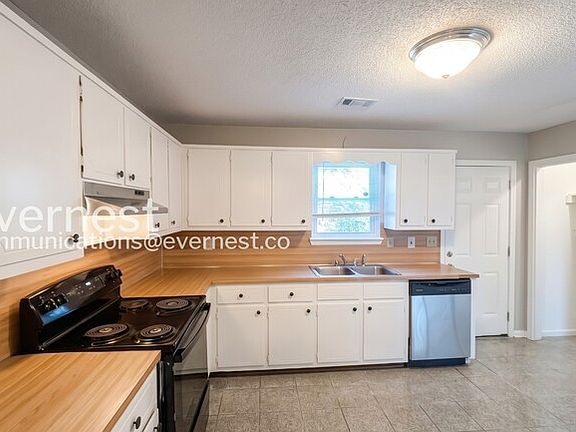 2nd image of 5524 Saint James St