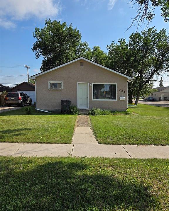 1st image of 701 3rd STREET