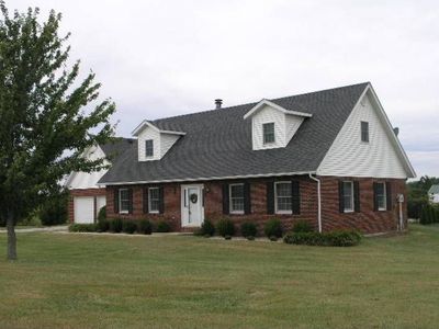 2021 Scharf Ln, Millstadt, IL, 62260