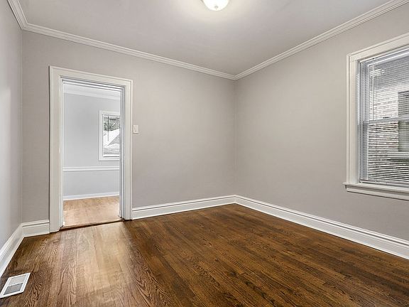 5th image of 8530 S Dante Ave
