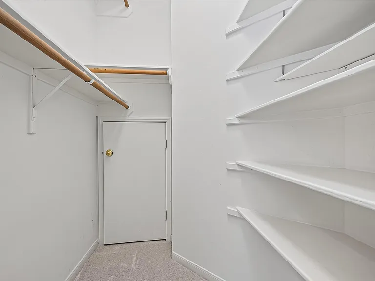 4414 Ringrose Dr — Photo 28