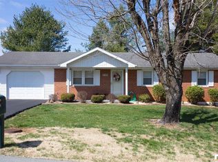 208 Center St, Columbia, KY 42728