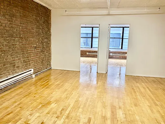 Rented by Strike Realty NY, LLC | media 2