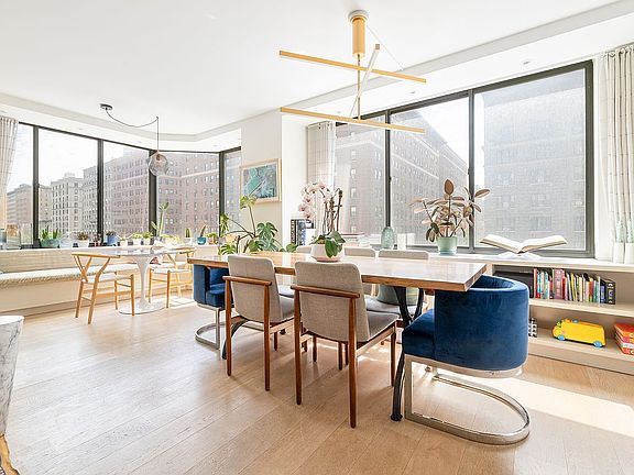 3rd image of 250 W 89th St APT 7G