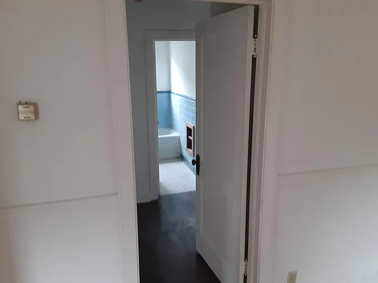1120 S Gary Pl — Photo 15