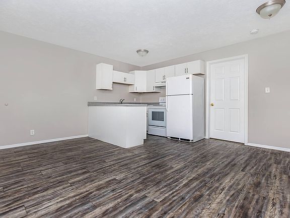 2nd image of 4400 Spring Valley Rd #B7f02ff1e