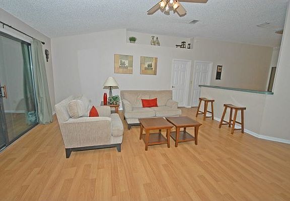 4th image of 12599 Ashglen Dr S